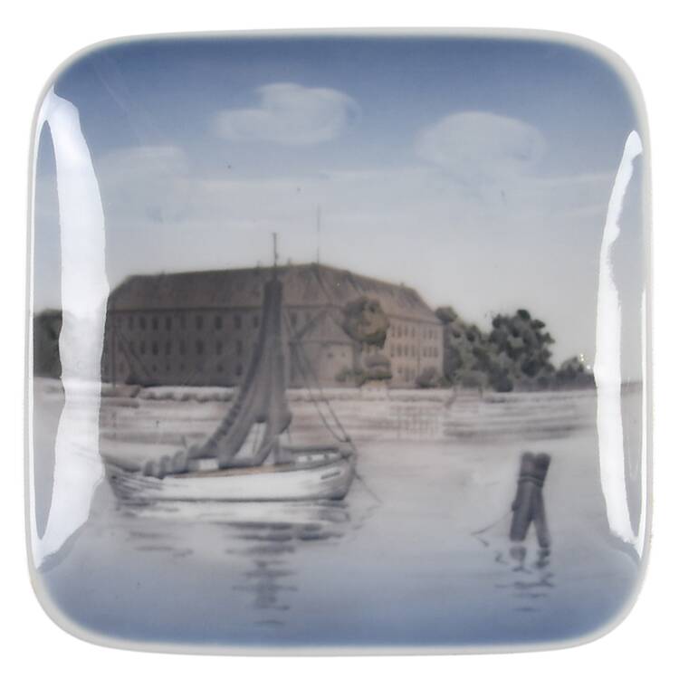 Royal Copenhagen Giftware Square Tray-Sonderborg Slot - No Box