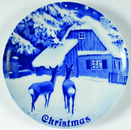 Royal Heidelburg Christmas Plate Deer Looking In Window - With Box