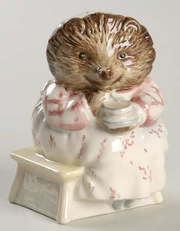 Beatrix Potter Backstamp 3 Mrs Tiggy Winkle Takes Tea - Boxed