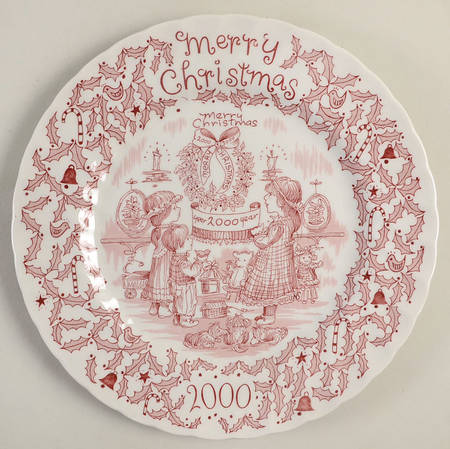 Royal Crownford Christmas Plates 2000-Red - No Box