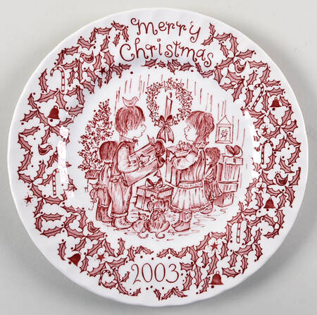 Royal Crownford Christmas Plates 2003-Red - No Box