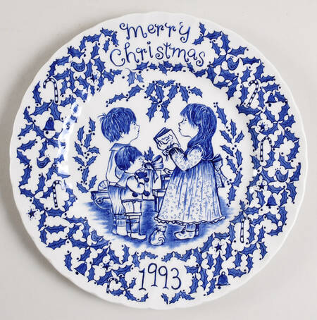 Royal Crownford Christmas Plates 1993-Blue - No Box