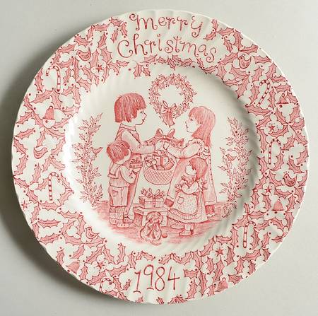 Royal Crownford Christmas Plates 1984-Red - No Box