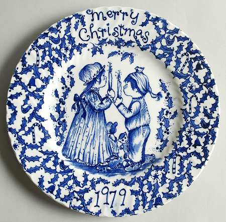 Royal Crownford Christmas Plates 1979-Blue - No Box