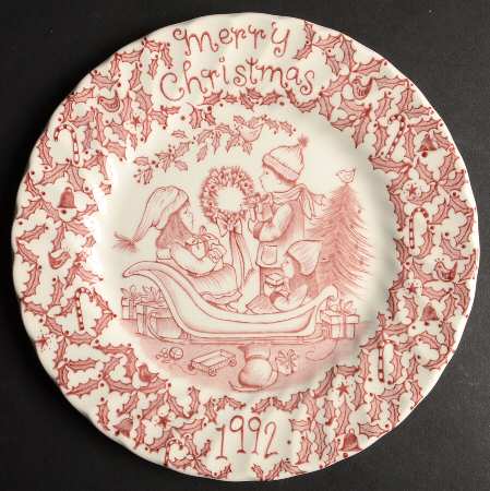 Royal Crownford Christmas Plates 1992-Red - No Box