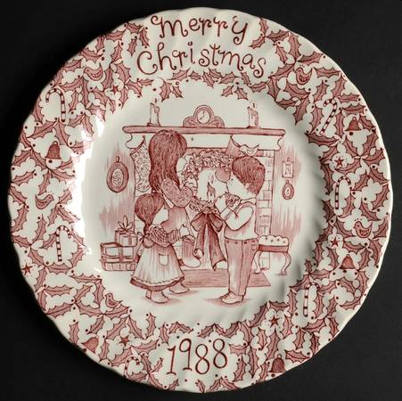Royal Crownford Christmas Plates 1988-Red - No Box
