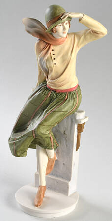 Classique Collection-Figurines Lucinda - No Box