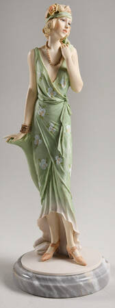 Classique Collection-Figurines Faye - Boxed