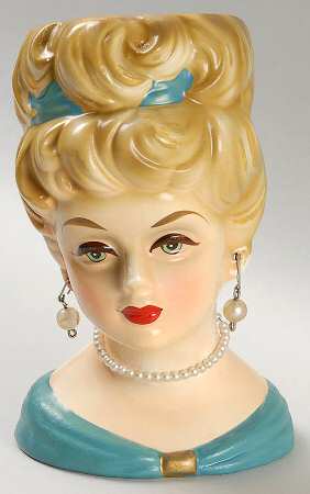 Rubens Miscellaneous Head Vase Blue Dress&Pearls - No Box