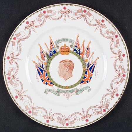Royal Cauldon Royalty Giftware by Royal Cauldon