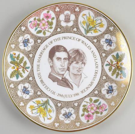 Royal Doulton Royalty Giftware Charles & Diana Marriage Plate - No Box