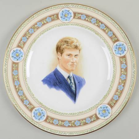 Royal Doulton Royalty Giftware Prince William-21st Birthday Plate - Boxed