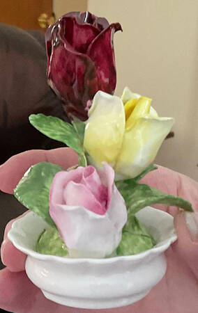 Radnor Figurine Mixed Roses - No Box