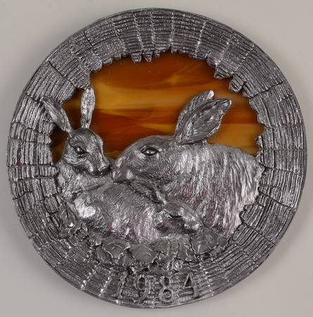 MOTHER'S DAY PEWTER PLATES Rabbit & 2 Bunnies -Annual - No Box Nb1984