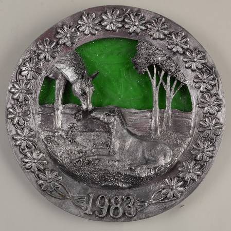 MOTHER'S DAY PEWTER PLATES Mare Colt&Flowers Mothers Day - With Box Bx1983