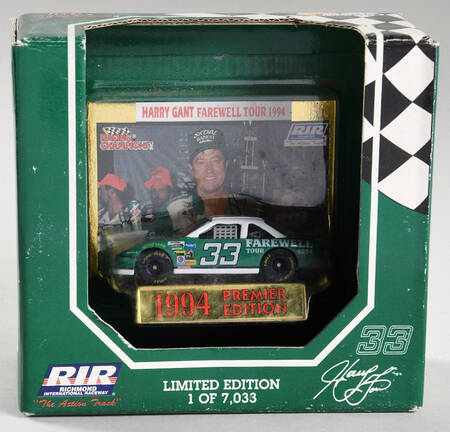 Harry Gant Farewell Tour Richmond International Speedway - Boxed