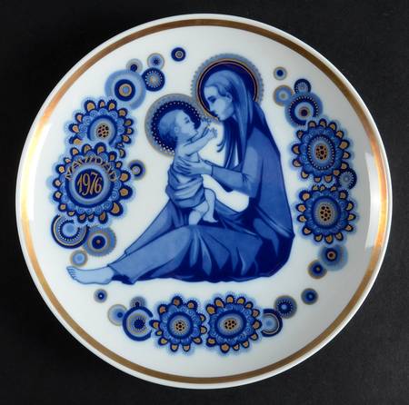 Santa Clara Christmas Plate Madonna  And Child - No Box