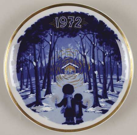 Santa Clara Christmas Plate Children On Woods Path - No Box
