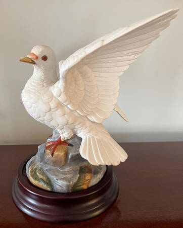 Sadek Bird Figurines White Dove - Boxed