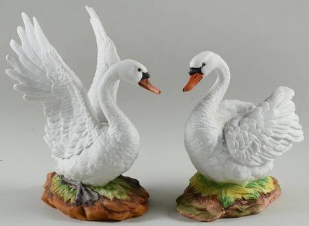 Sadek Bird Figurines Mute Swan Pair - With Box Bx379