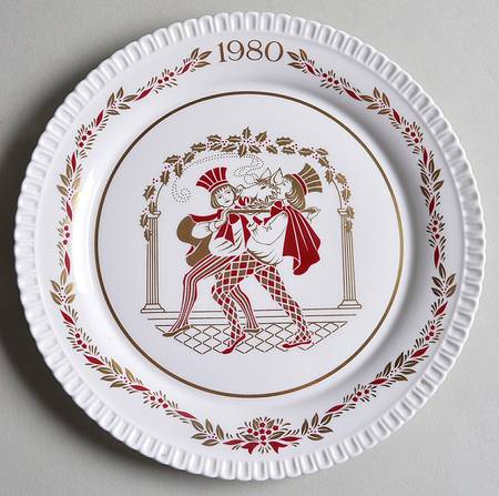 Spode Christmas Plate Bringing In The Boar's Head - Boxed