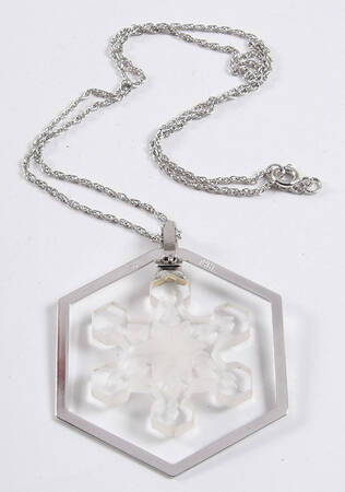 Swarovski Annual Ornaments Snowflake Medallion - Missing Hook - No Box