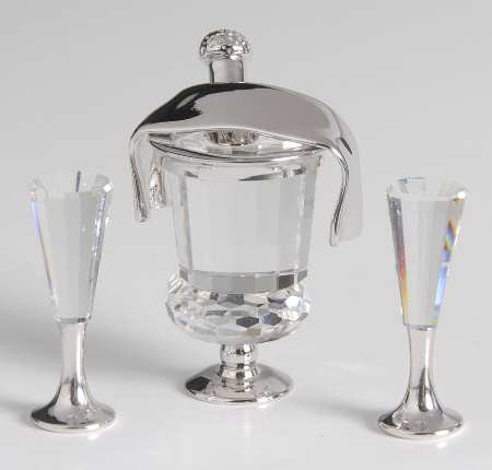Celebrations Sparkling Wine Cooler/2 Flutes - Boxed