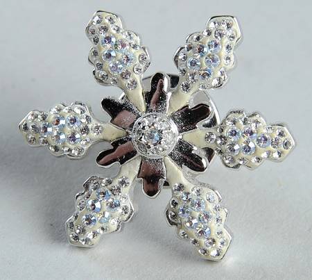 Christmas Brooches Flake Tack Pin - Boxed