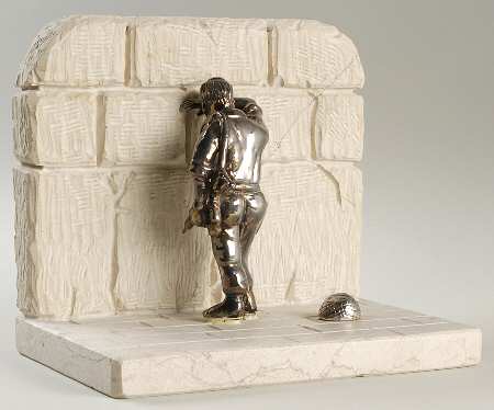 Sam Philipe Figurines Solider At The Wall - No Box