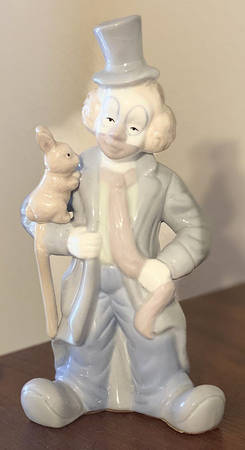 Paul Sebastian Figurines Clown With Rabbit - No Box