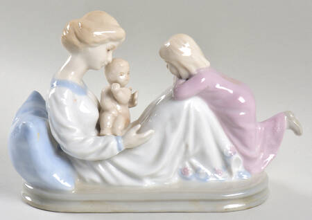 Paul Sebastian Figurines Mother And Children - No Box