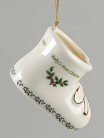 Baby's First Christmas Baby Shoe - Boxed