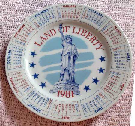 Spencer Gift Calendar Plate Statue Of Liberty - No Box