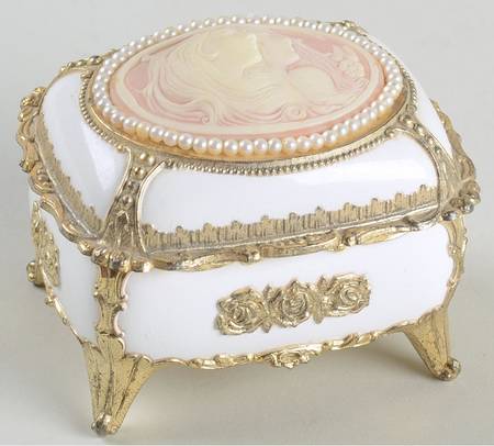 Music Boxes by San Francisco Music Box