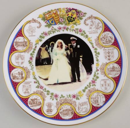 Royalty Commemoratives Andrew & Sara Wedding Plate - No Box by Sutherland