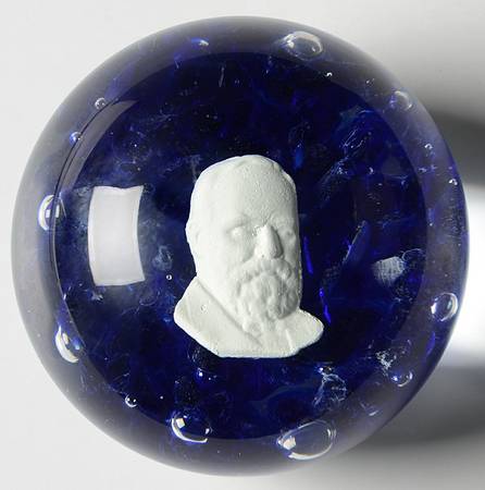 Paperweight Garfield-Assassinated President - No Box