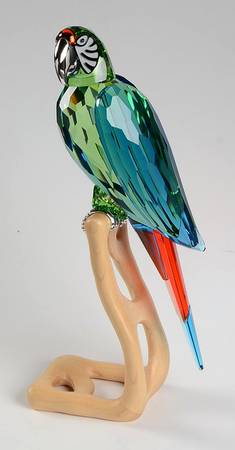 Exotic Birds-Crystal Paradise Macaw - Boxed