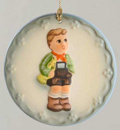 Hummel Medallion Ornament by Schmid