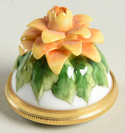 Chelsea Bonbonniers Box Yellow Flower - No Box