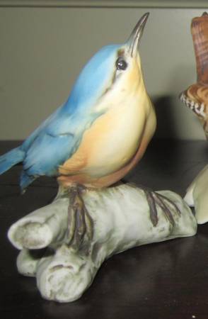 Tay Figurine Nightingale On Branch - No Box