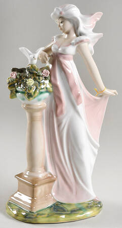 Tengra Figurines Girl With Dove On Flowers - No Box