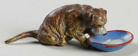 Vienna Bronze Dog W/ Bowl - No Box