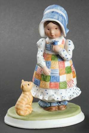 Holly Hobbie-Figurine Blue Girl With Cat - No Box
