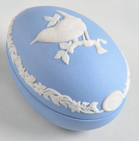 Easter Egg-Jasperware Wren - Boxed