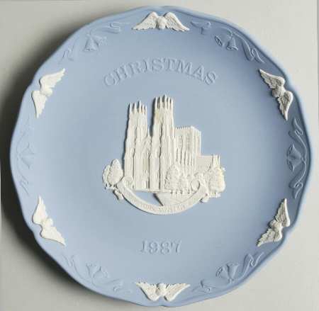 Cathedrals-Christmas Plates York Minster Cathedral - Boxed