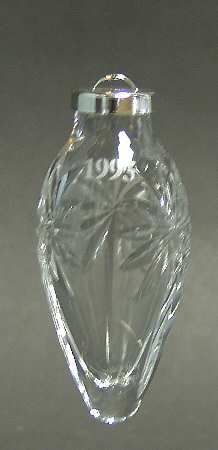 Marquis Collection Ornament 1995-Pear Shape - Boxed