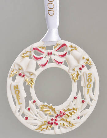 Noel Wreath 2001  - Boxed