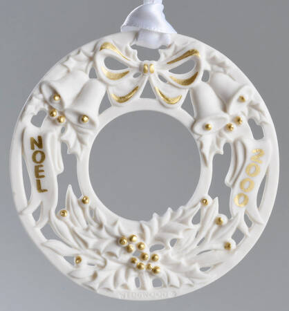 Noel Wreath 2000 - No Box