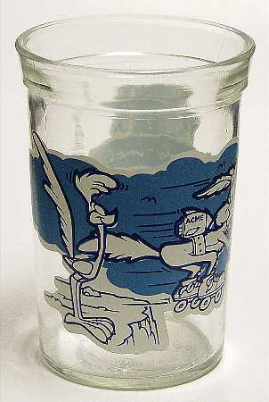 Looney Toons Glasses 1994 Road Runner & Wile E Coyote - No Box
