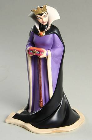 Snow White & the Seven Dwarfs Bring Back Her Heart-Evil Quee - No Box